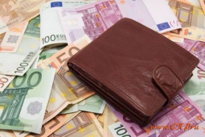 В ЕС планируют платить безусловный доход каждому гражданину: фото 5154466