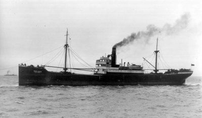 угрюмый пароход. грузопассажирский пароход «варягин». я помню тот ванинский порт. корабль джурма. угрюмый пароход.