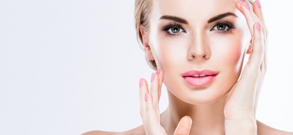 Услуги в центре MedBeauty: увеличение губ, устранение носогубных складок, мезотерапия и биоревитализация лица, тредлифтинг